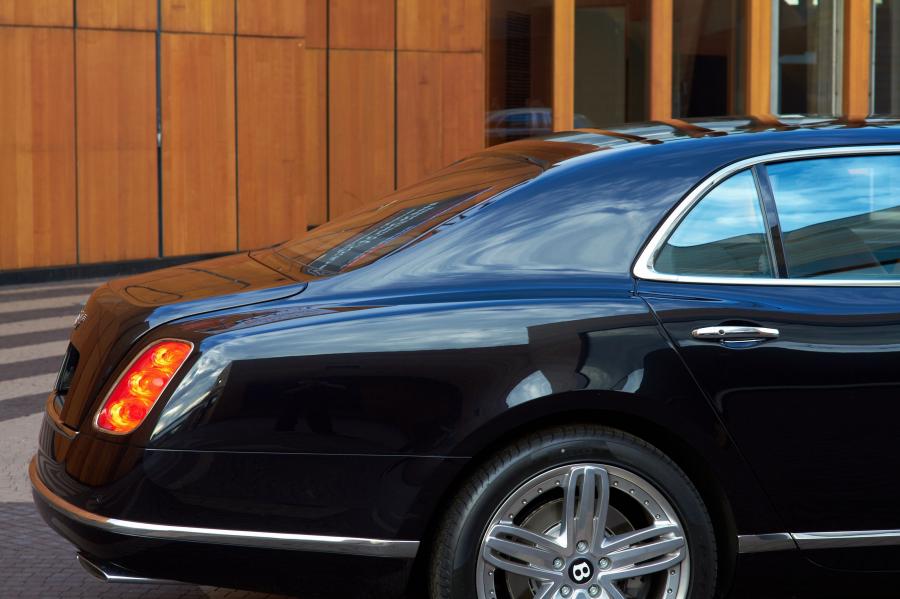  Bentley Mulsanne 2010 года  (фото 200 из 262)